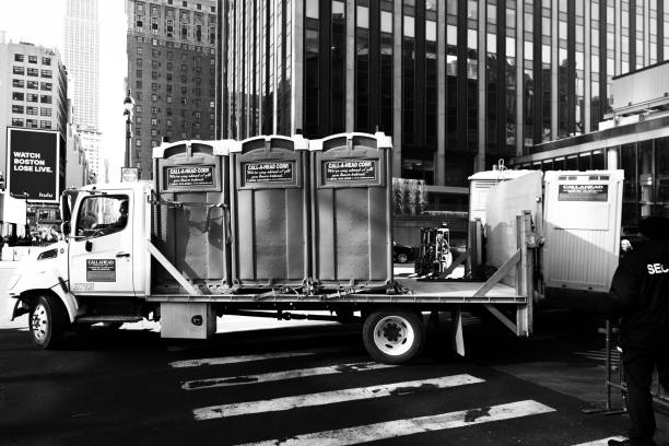 Best Construction site porta potty rental  in Chatham, IL